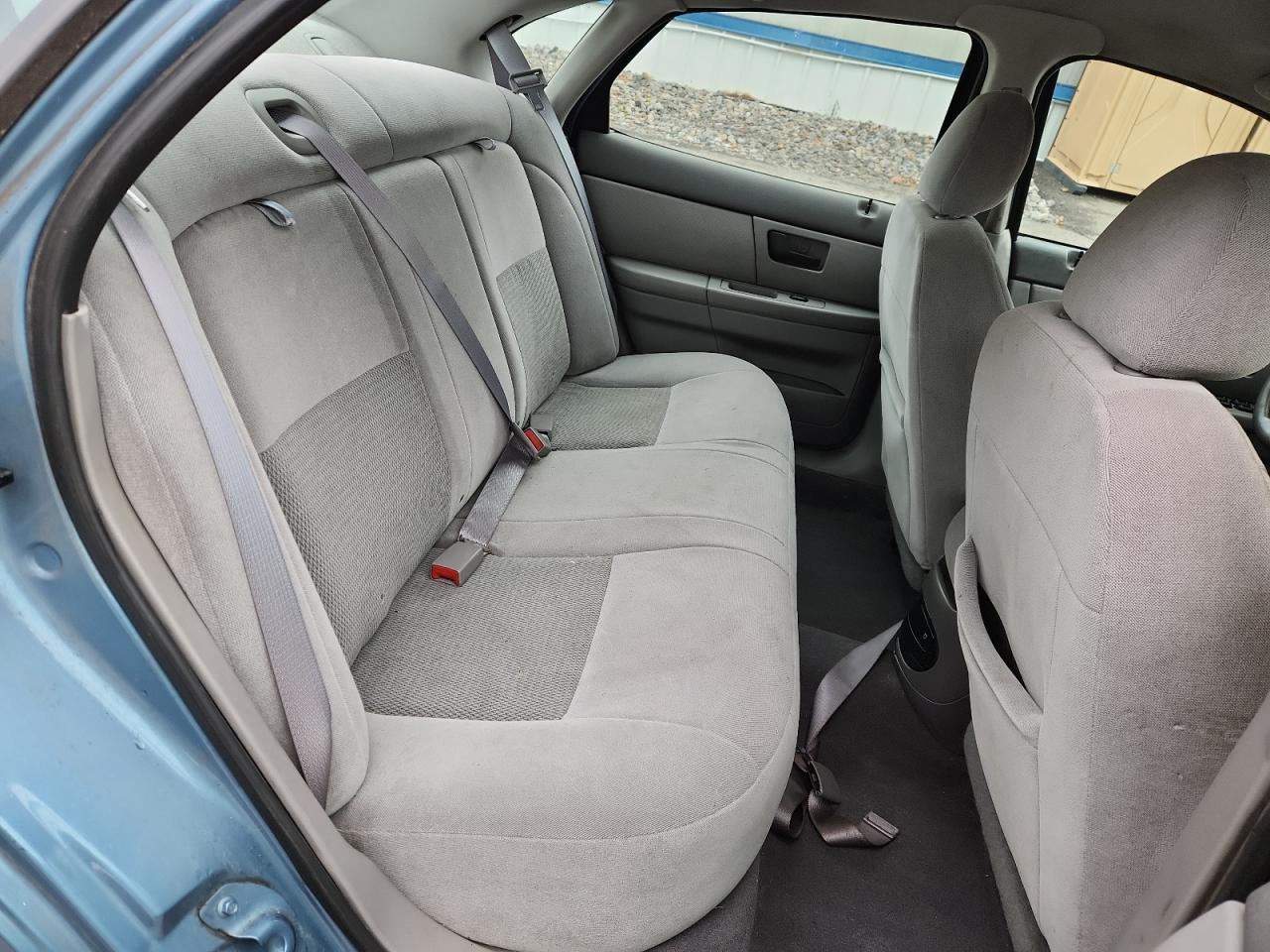 2005 FORD TAURUS SE photo 10