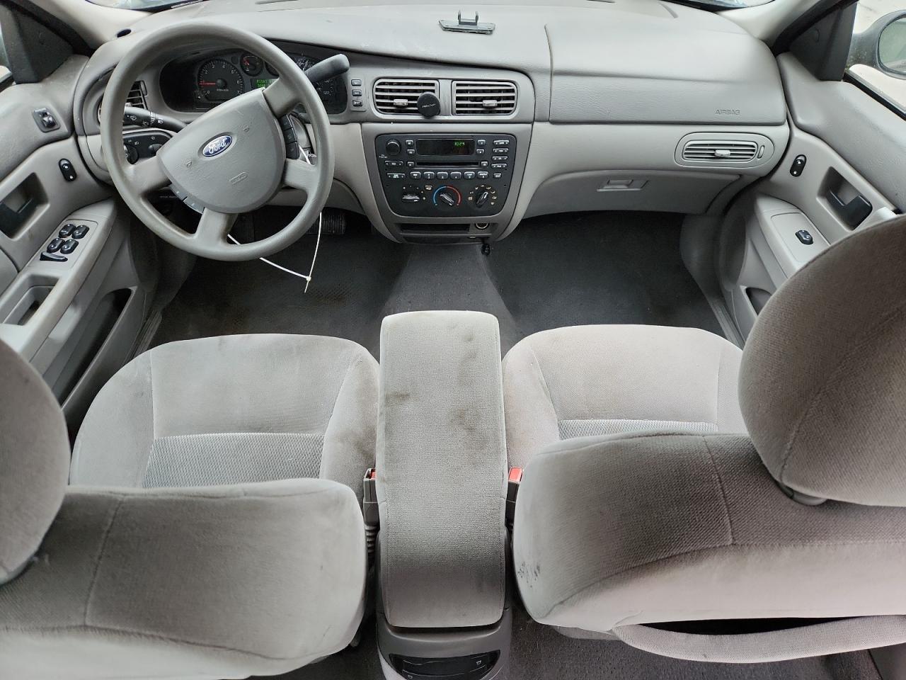2005 FORD TAURUS SE photo 8