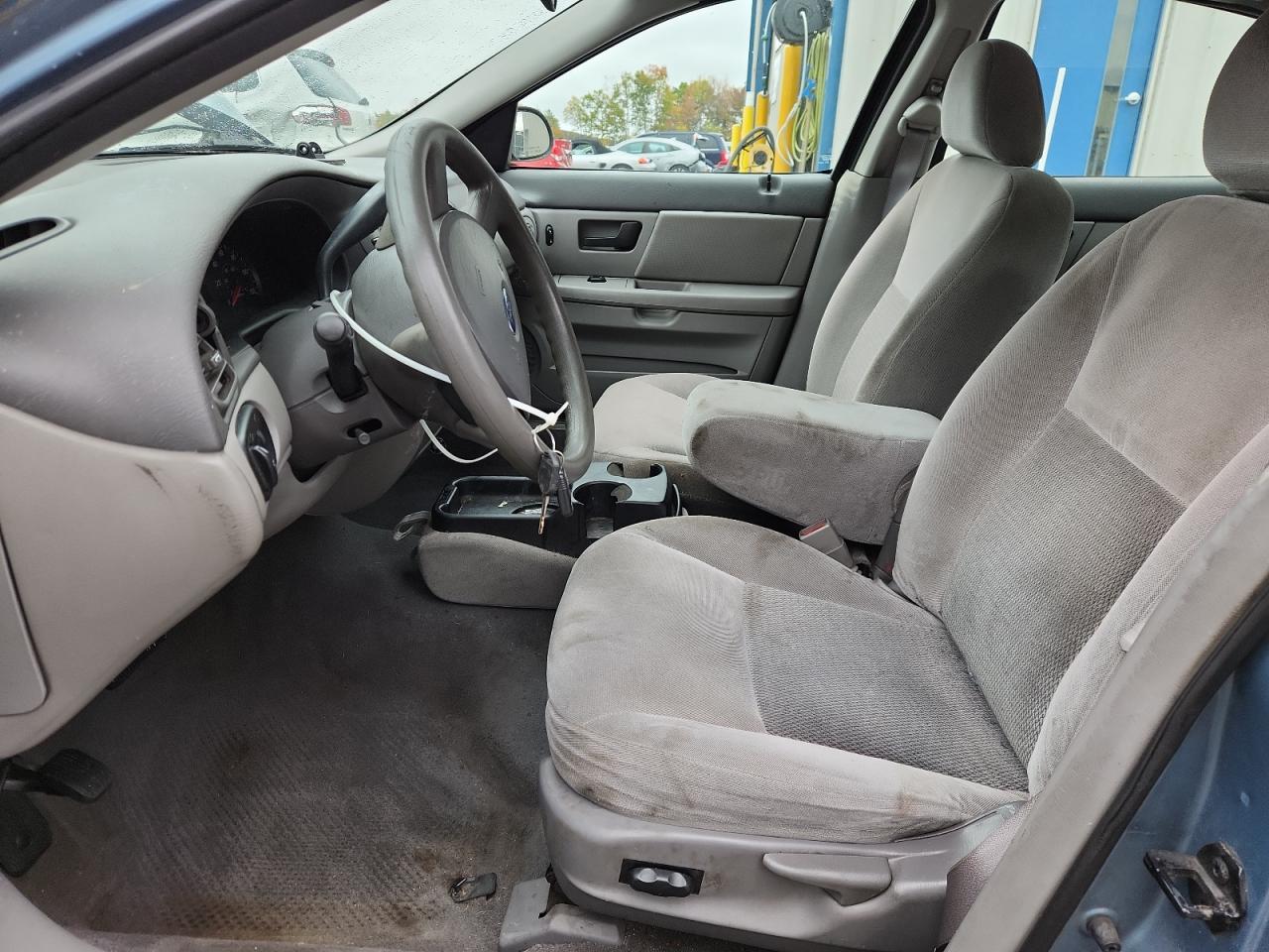 2005 FORD TAURUS SE photo 7