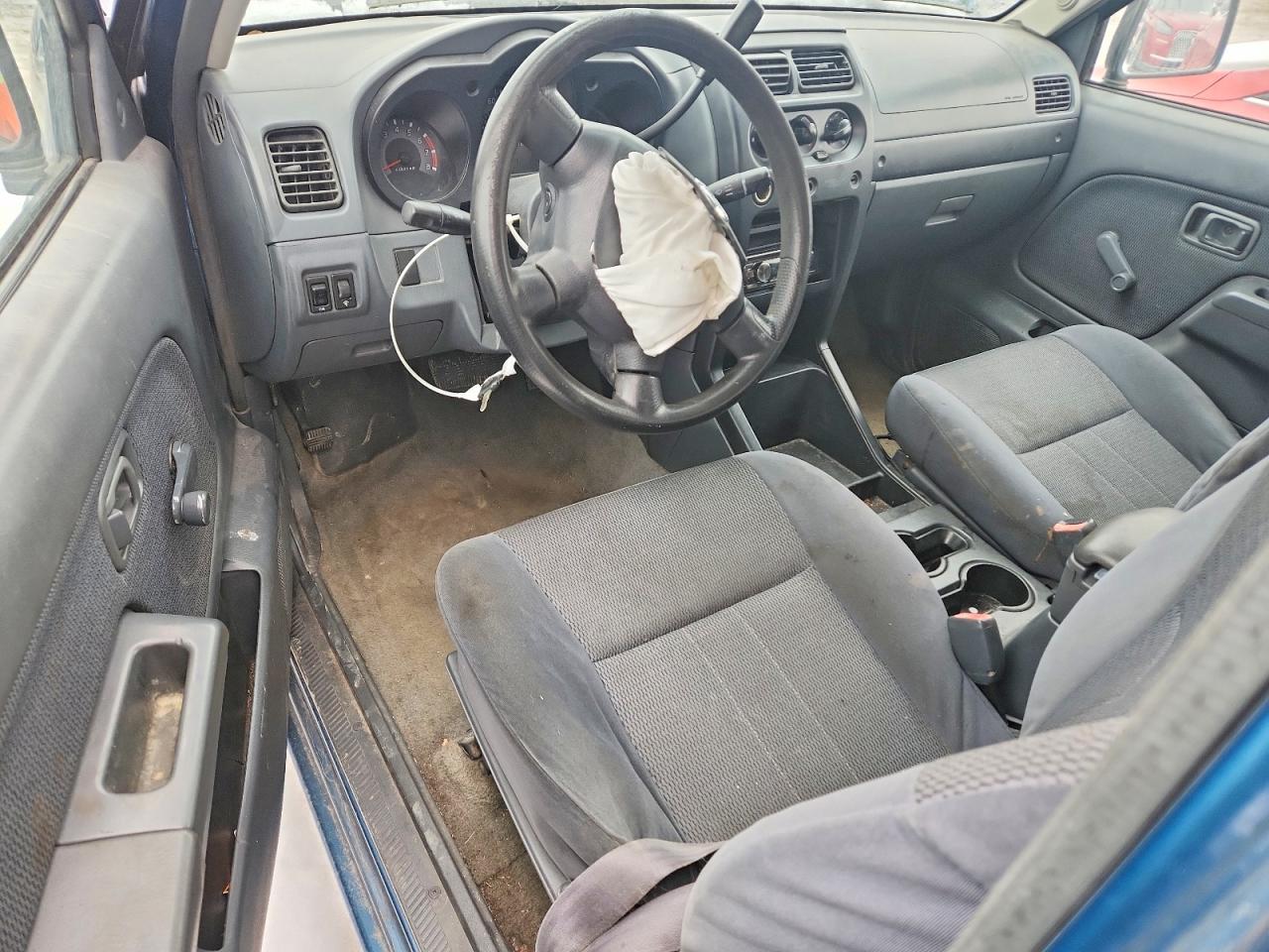 2002 NISSAN FRONTIER KING CAB XE photo 22