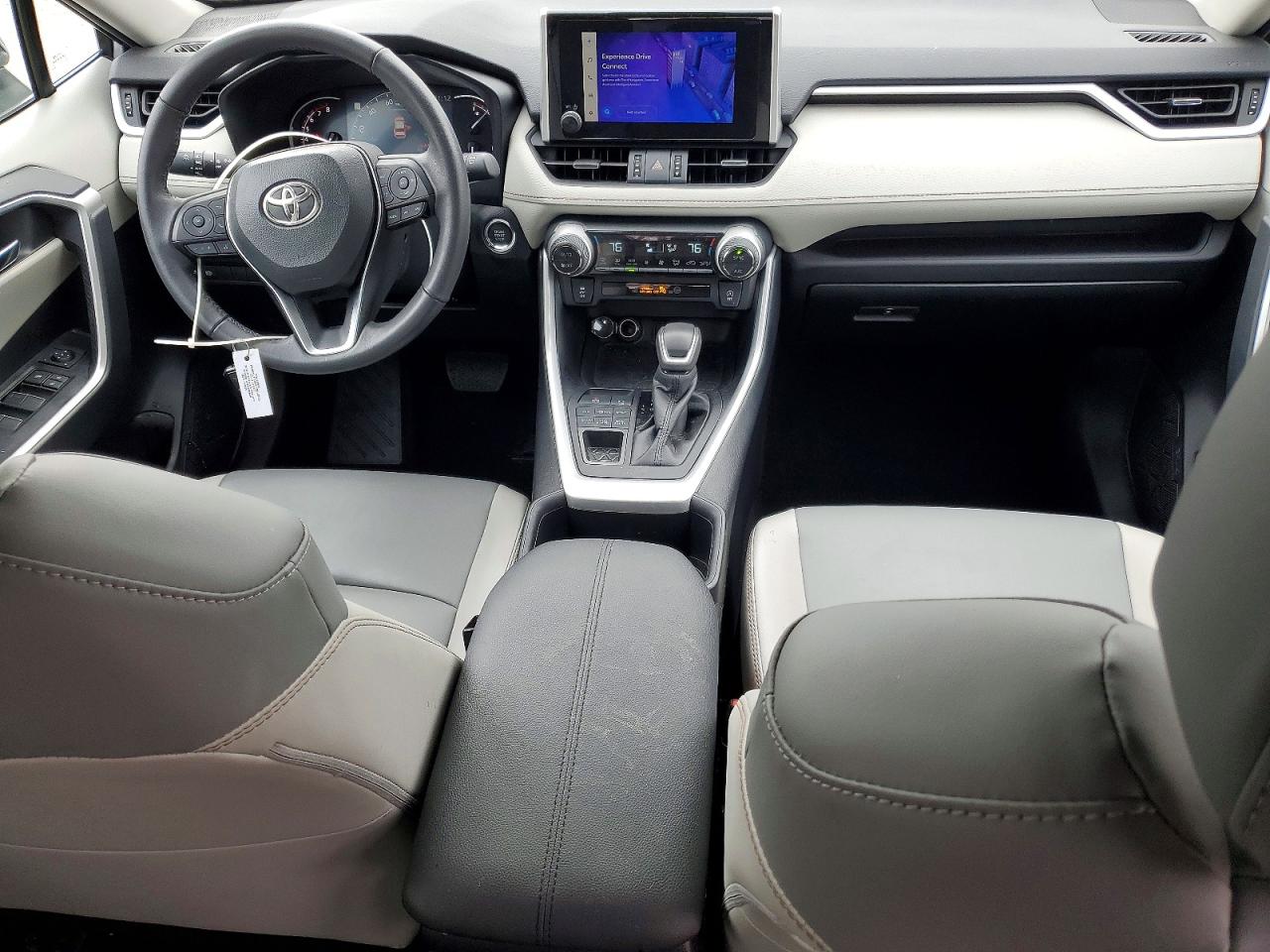 2024 TOYOTA RAV4 XLE PREMIUM photo 8