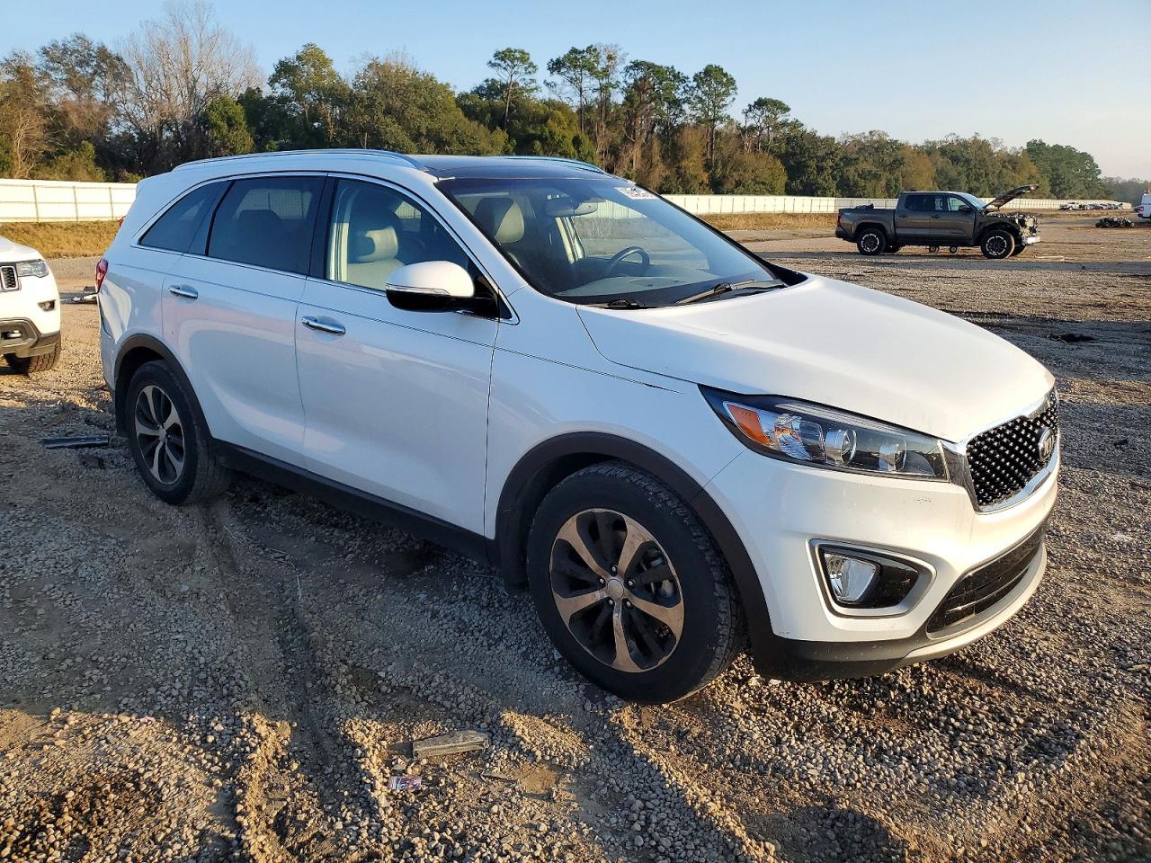 2016 KIA SORENTO EX photo 4