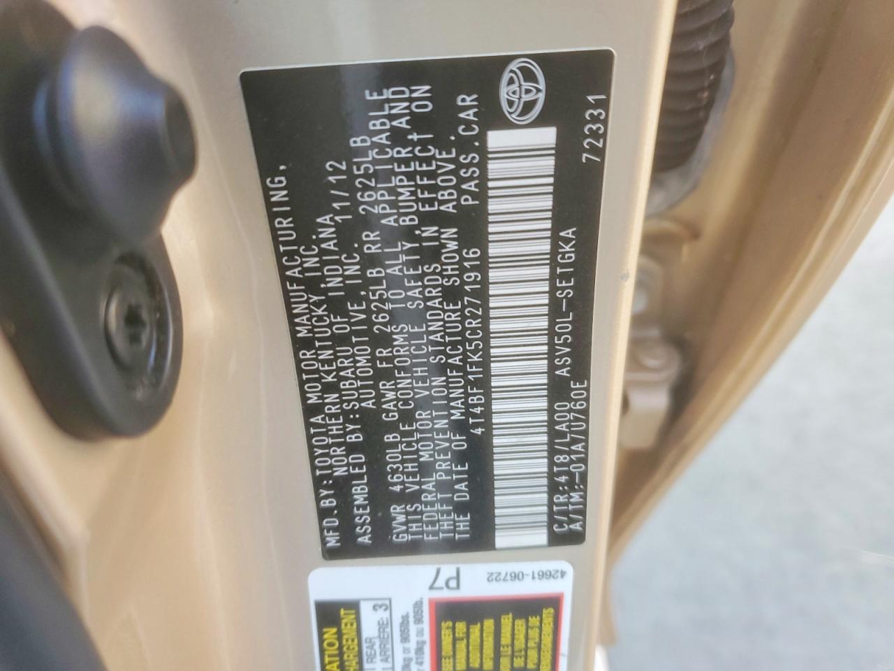 2012 TOYOTA CAMRY XLE photo 12