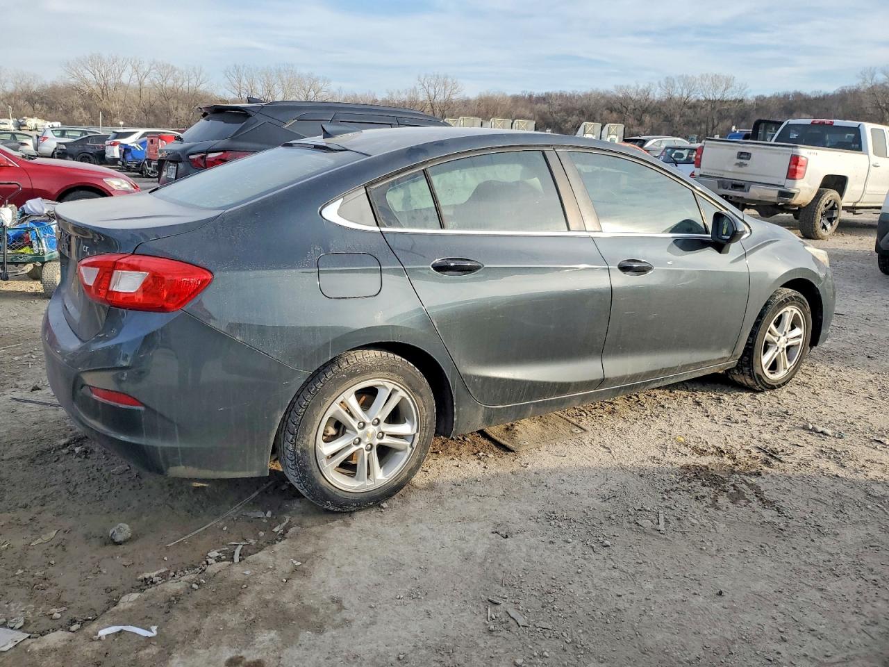 2017 CHEVROLET CRUZE LT photo 7