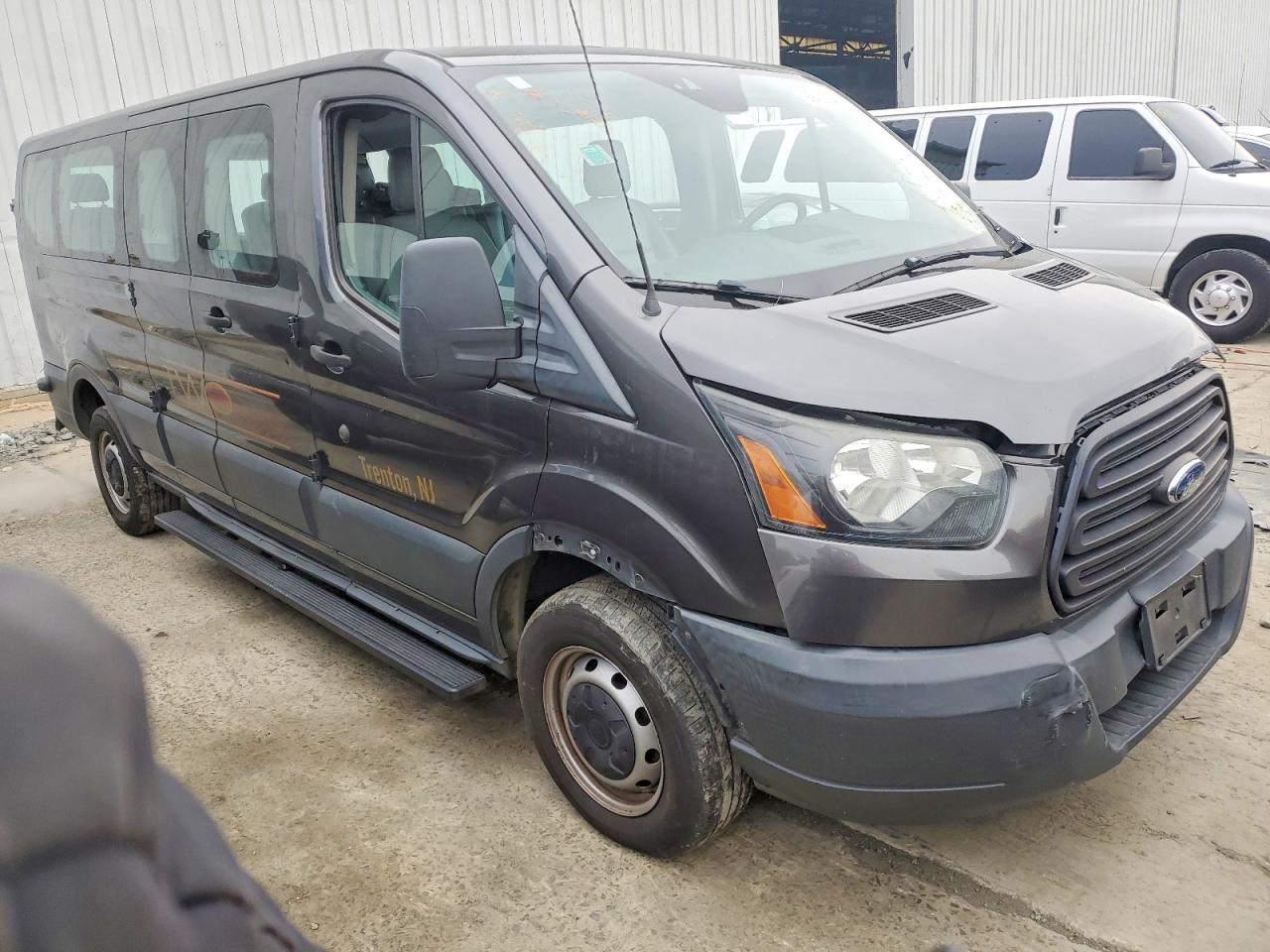 2017 FORD TRANSIT T-350 photo 4