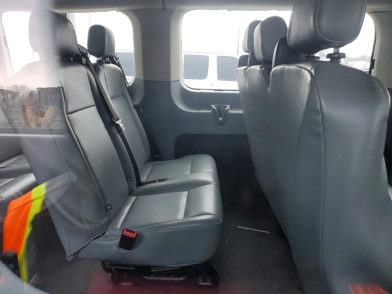 2017 FORD TRANSIT T-350 photo 10