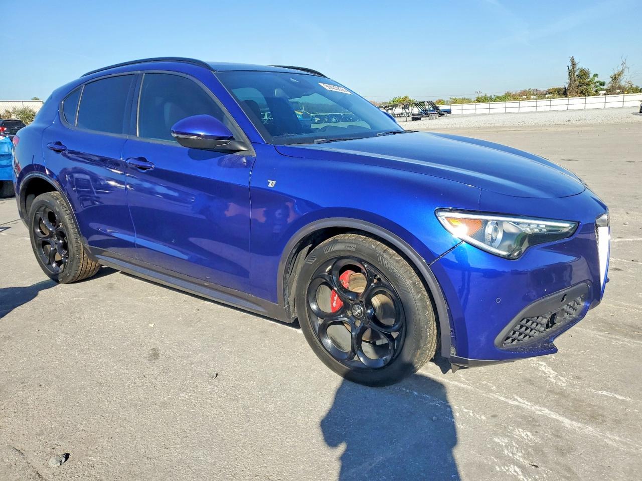 2022 ALFA ROMEO STELVIO TI photo 4