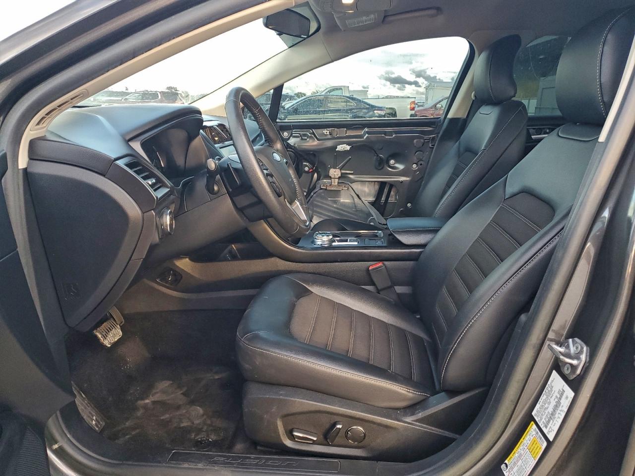 2018 FORD FUSION SE photo 7
