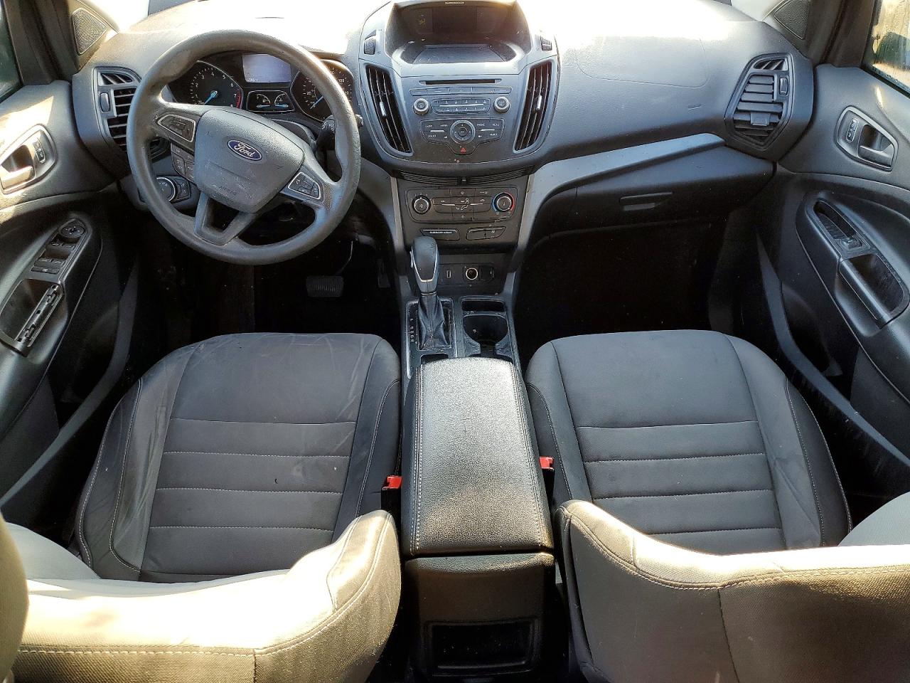 2017 FORD ESCAPE S photo 8