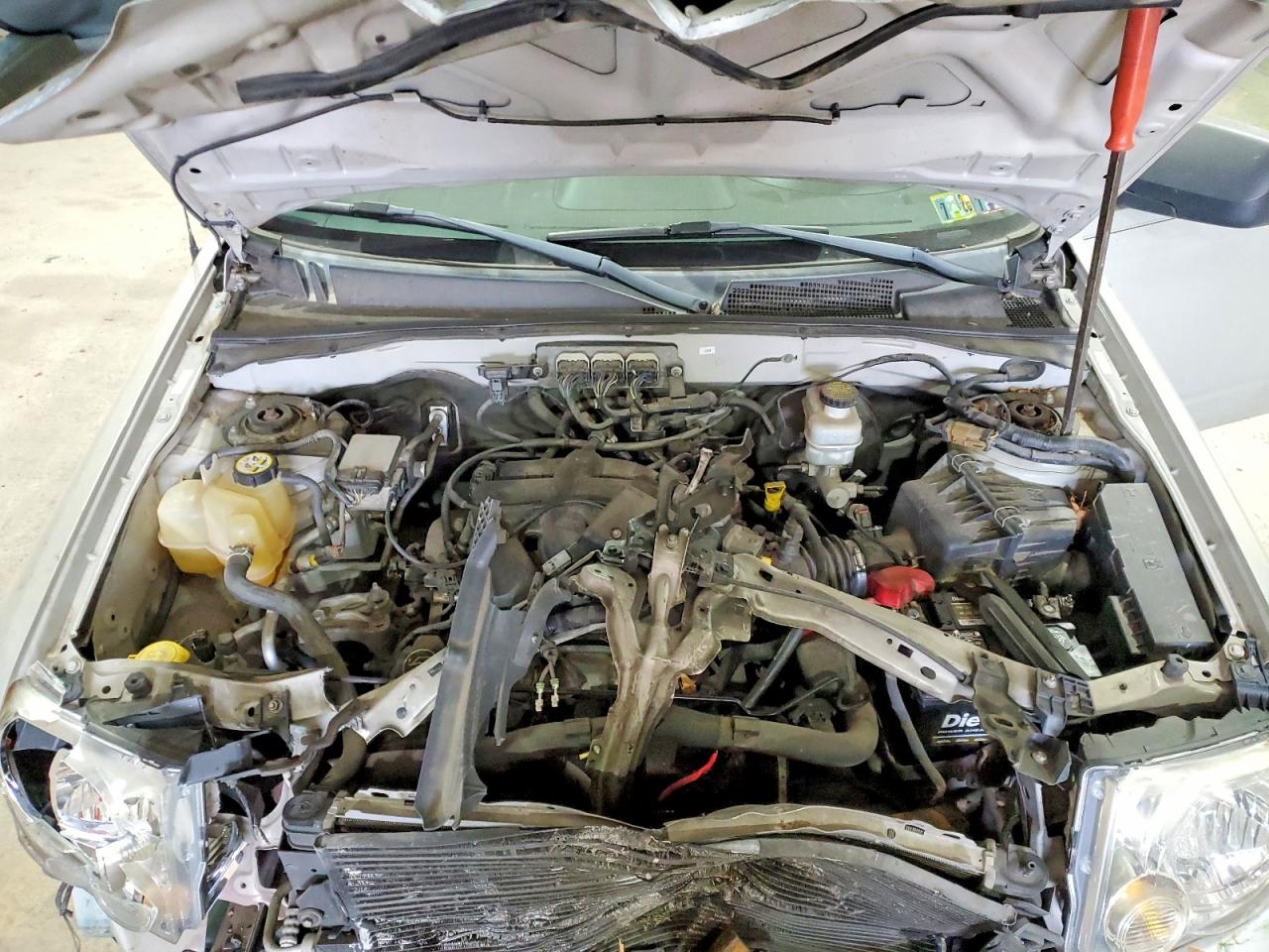 2008 FORD ESCAPE XLT photo 11
