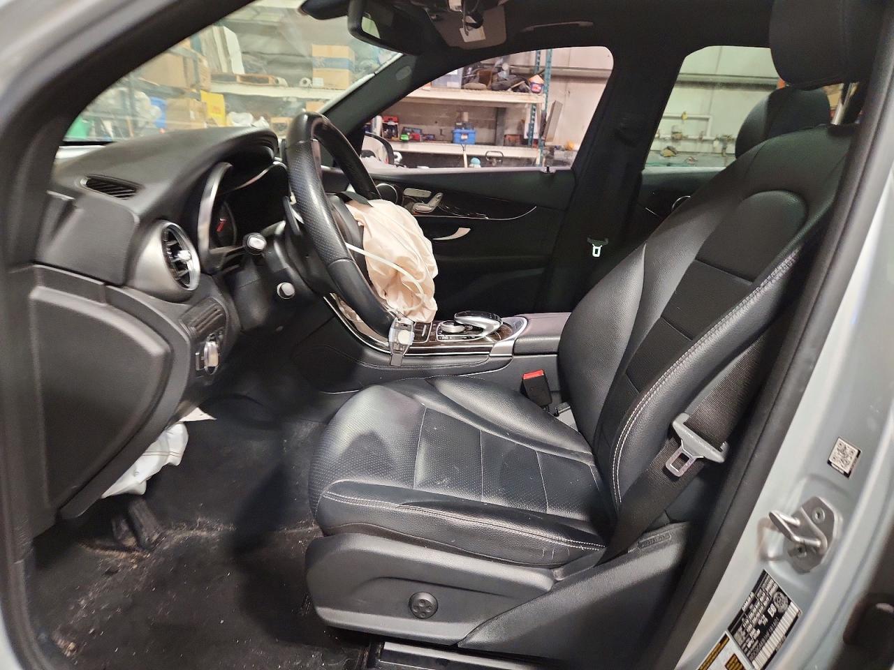 2017 MERCEDES-BENZ GLC 300 4MATIC photo 7