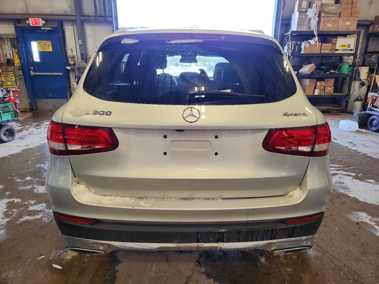 2017 MERCEDES-BENZ GLC 300 4MATIC photo 6
