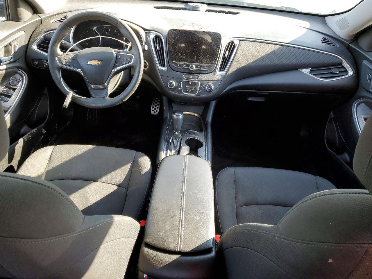 2016 CHEVROLET MALIBU LT photo 8