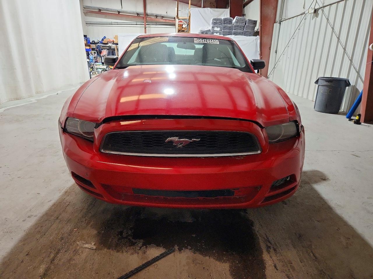 2014 FORD MUSTANG photo 5