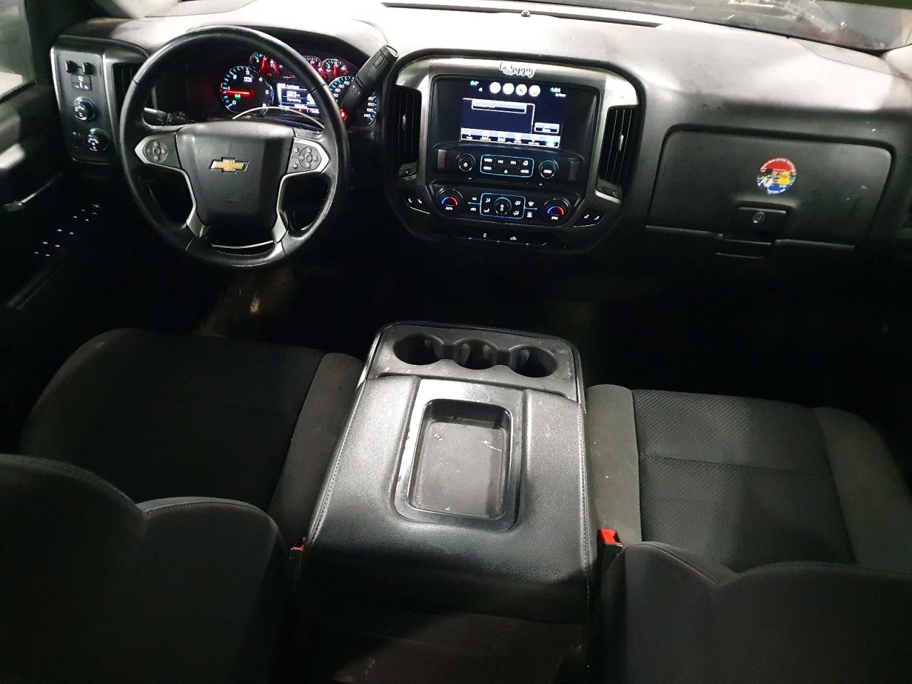 2018 CHEVROLET SILVERADO K1500 LT photo 8
