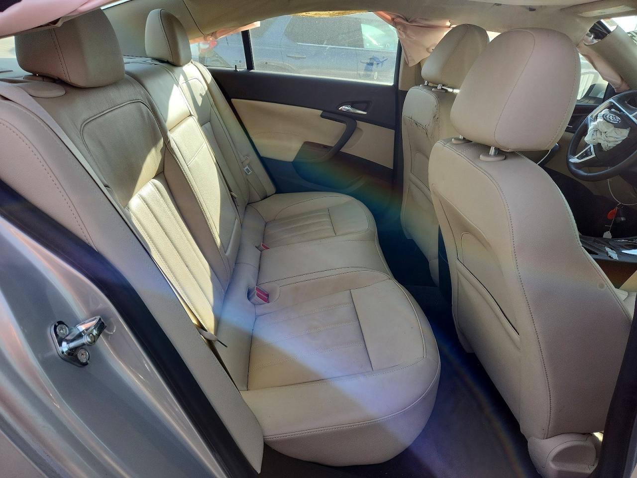 2011 BUICK REGAL CXL photo 10