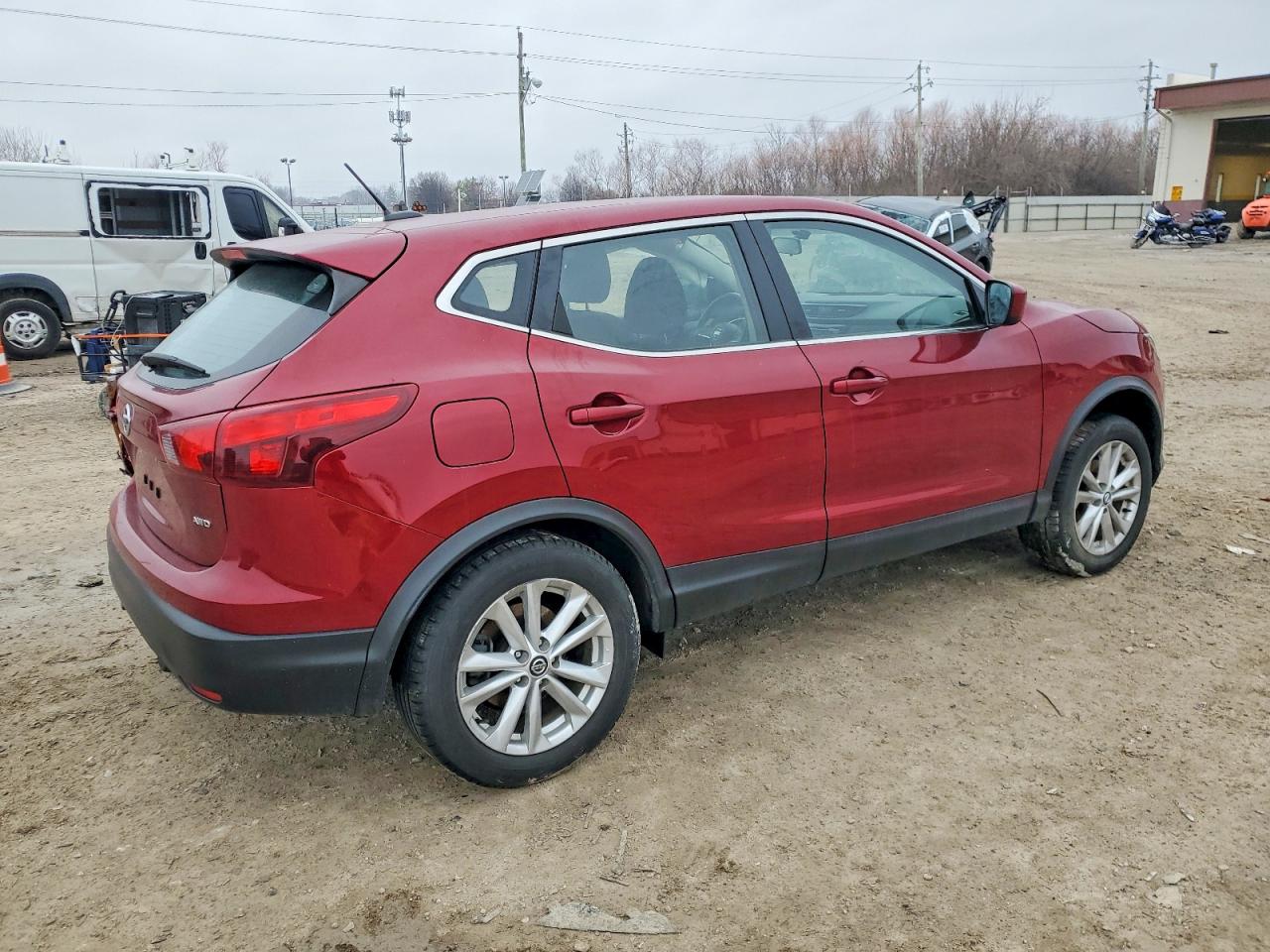 2019 NISSAN ROGUE SPORT S photo 3