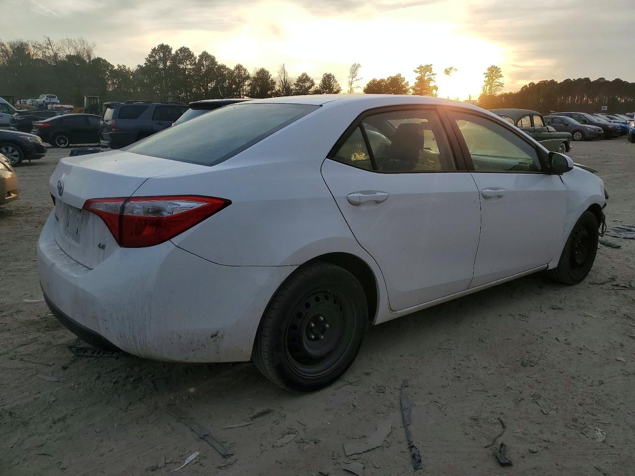 2015 TOYOTA COROLLA L photo 5