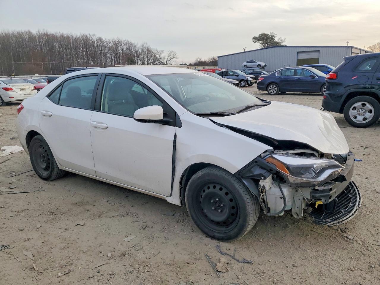 2015 TOYOTA COROLLA L photo 7