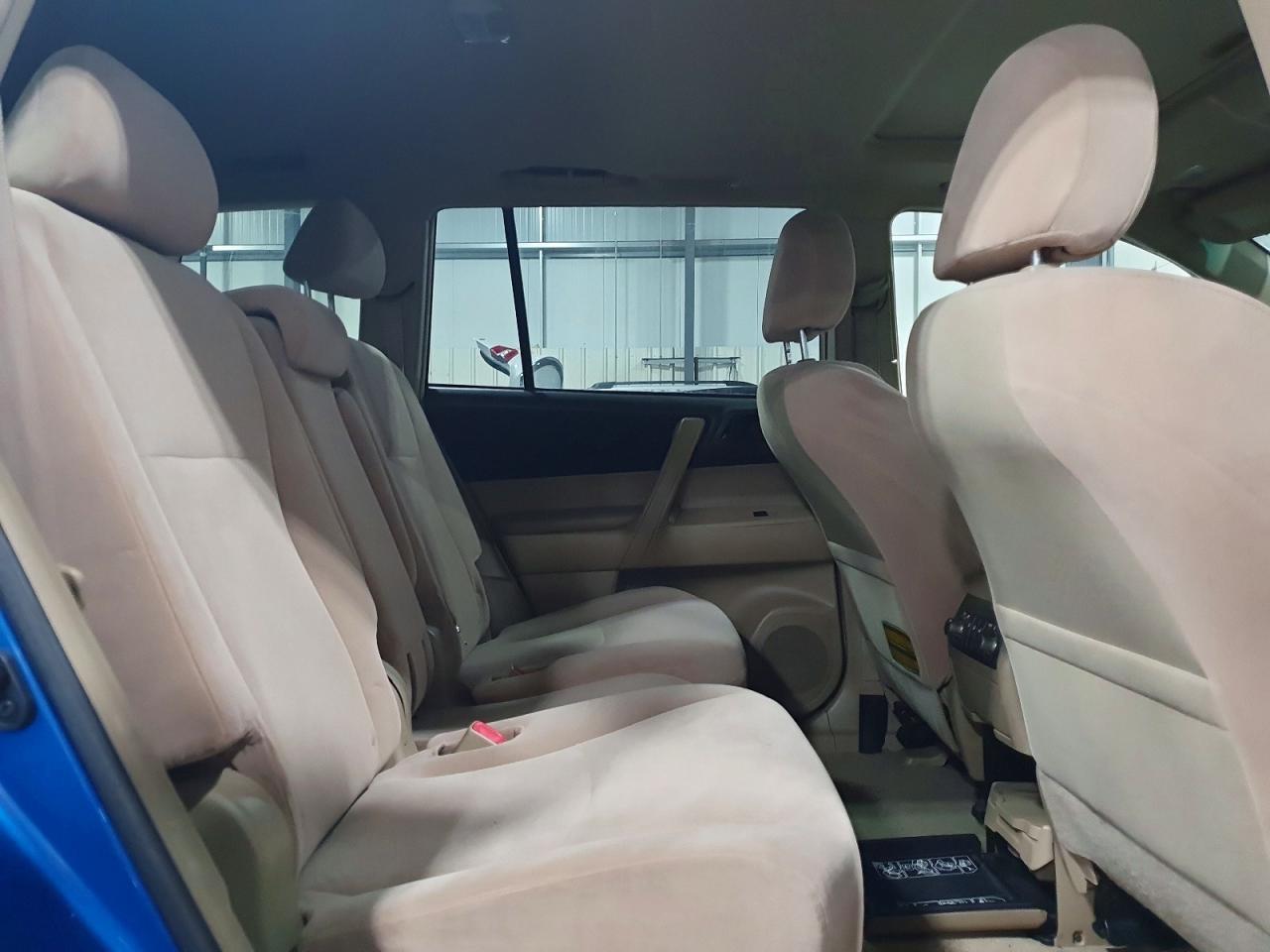 2009 TOYOTA HIGHLANDER photo 11