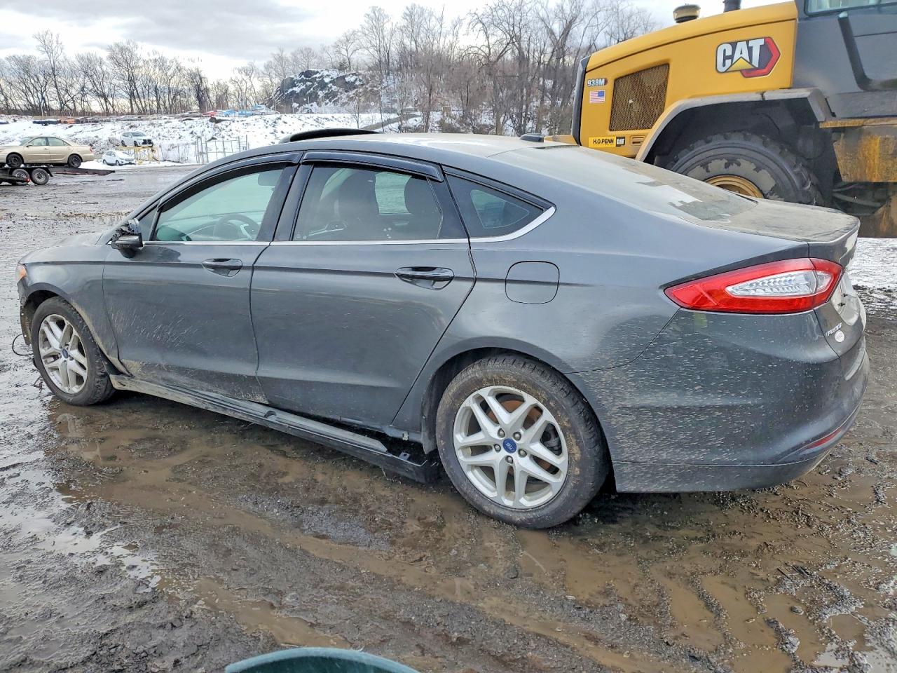 2015 FORD FUSION SE photo 2