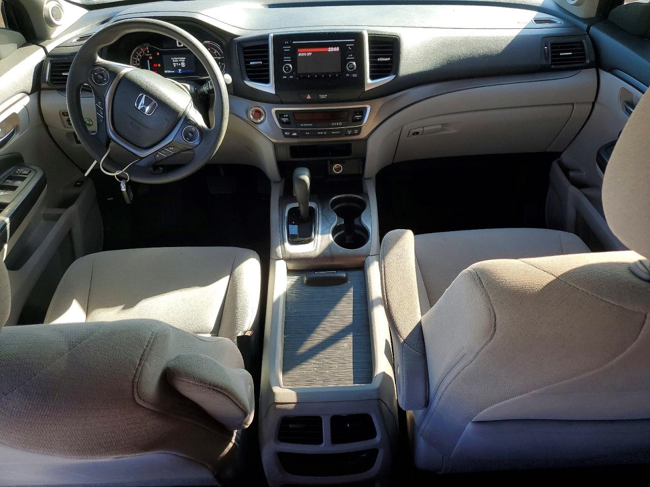2016 HONDA PILOT LX photo 8