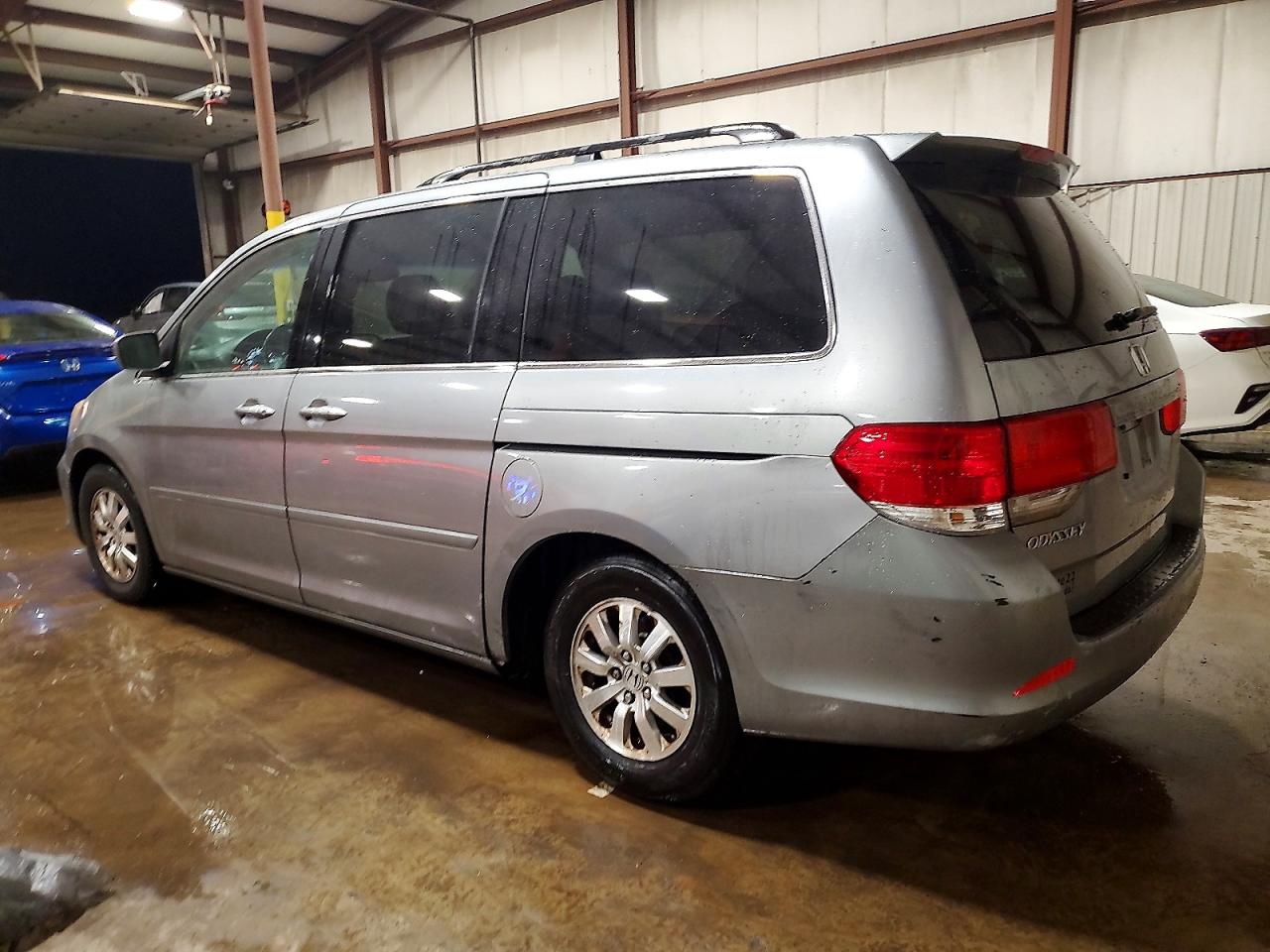 2010 HONDA ODYSSEY EXL photo 2