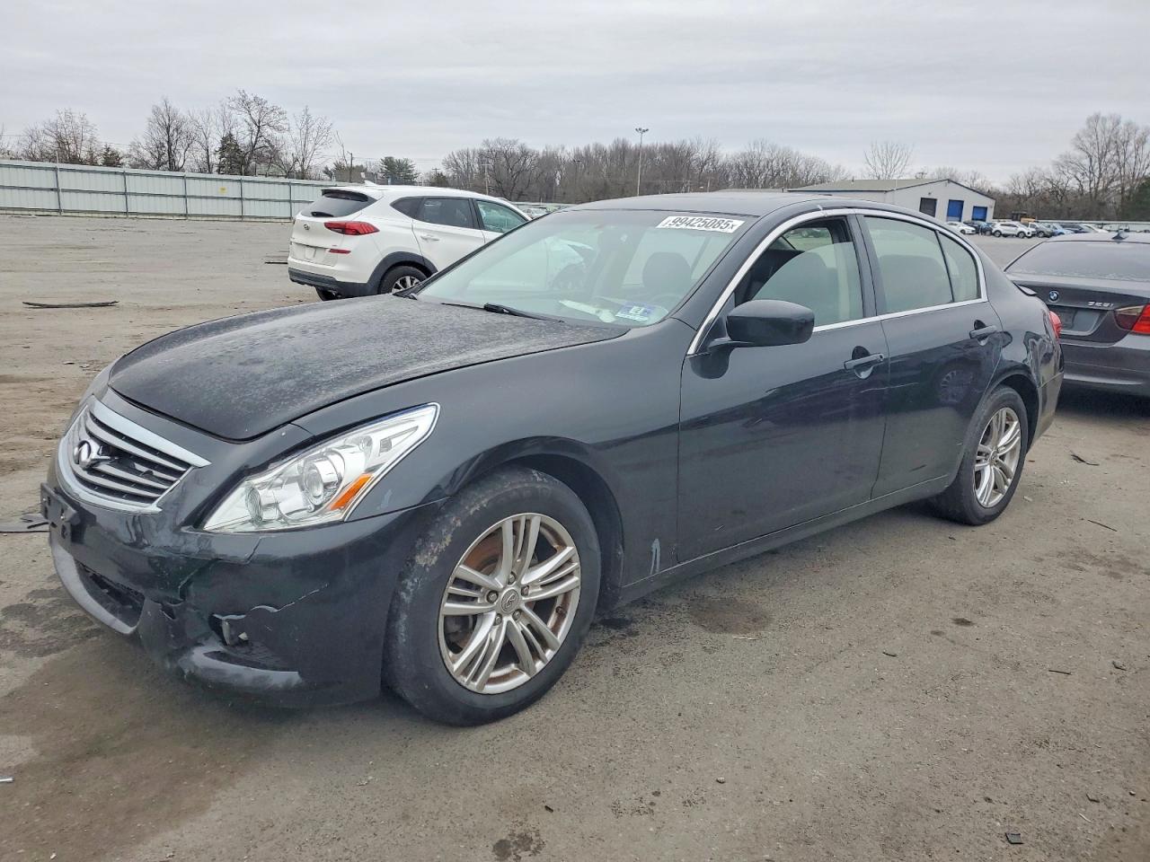 2013 INFINITI G37