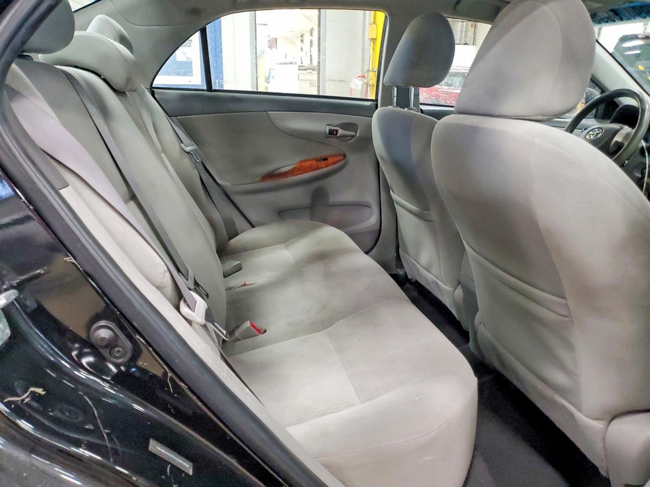 2010 TOYOTA COROLLA BASE photo 10