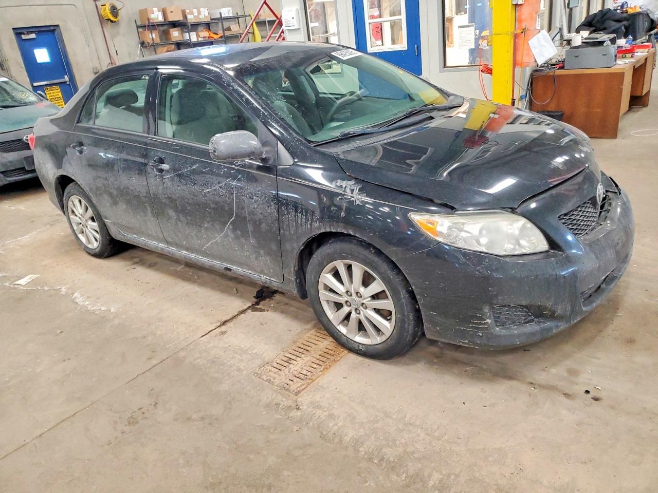 2010 TOYOTA COROLLA BASE photo 4
