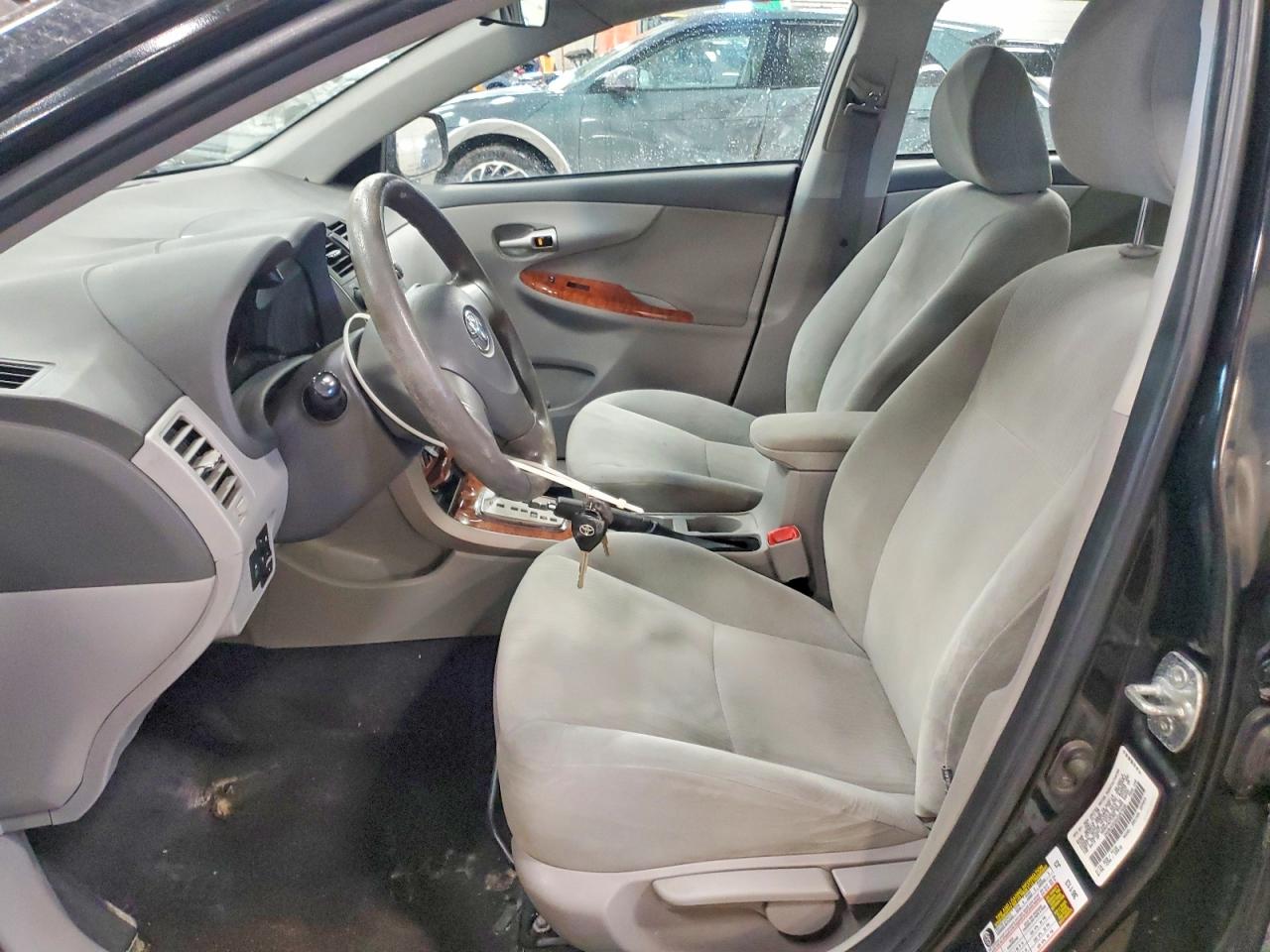 2010 TOYOTA COROLLA BASE photo 7