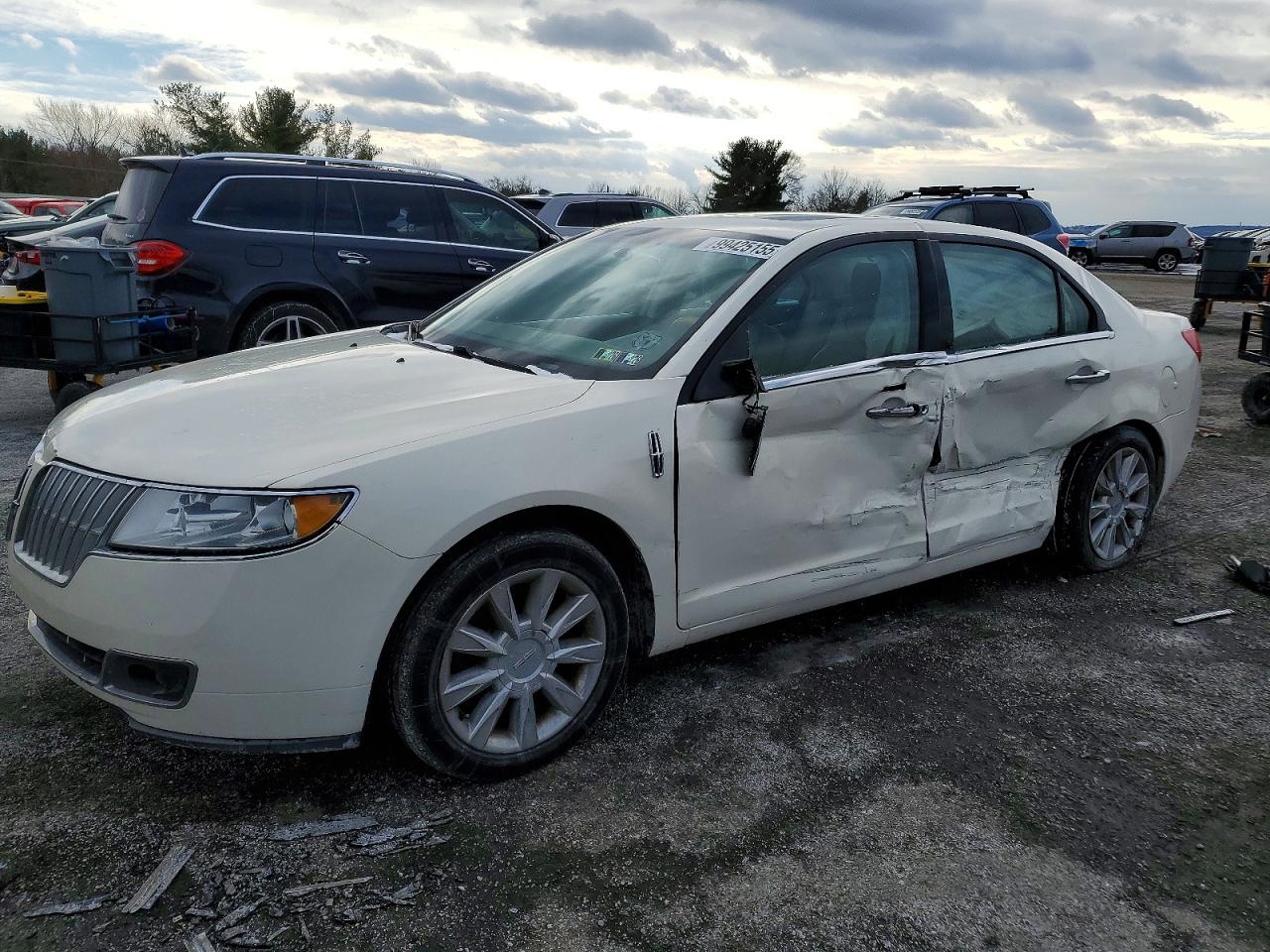 2012 LINCOLN MKZ