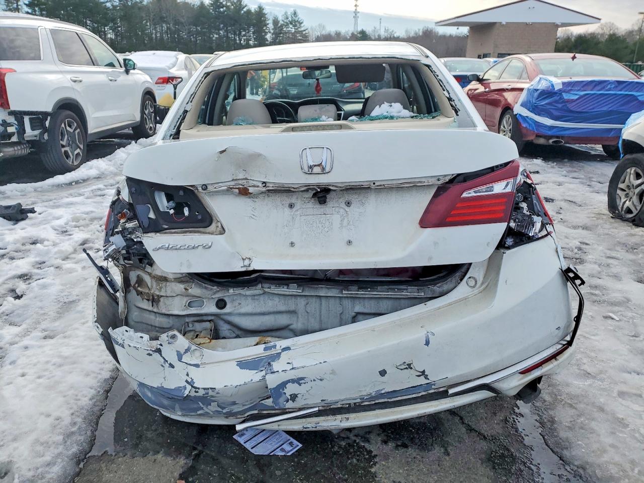 2017 HONDA ACCORD LX photo 11