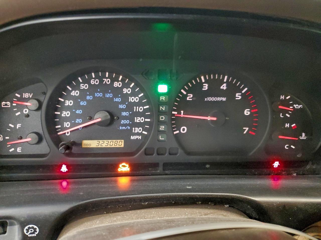 1999 TOYOTA LAND CRUISER photo 9
