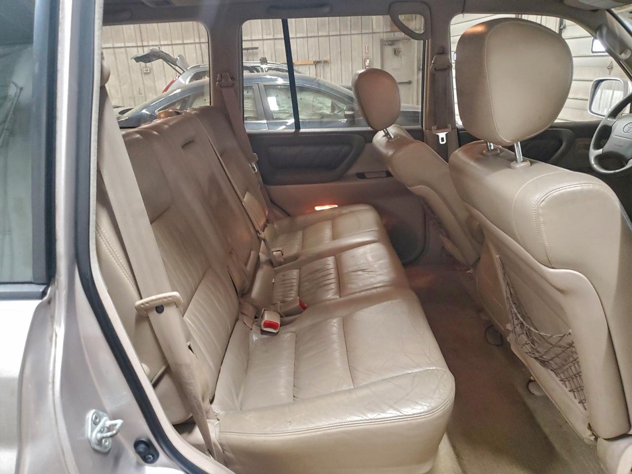 1999 TOYOTA LAND CRUISER photo 11
