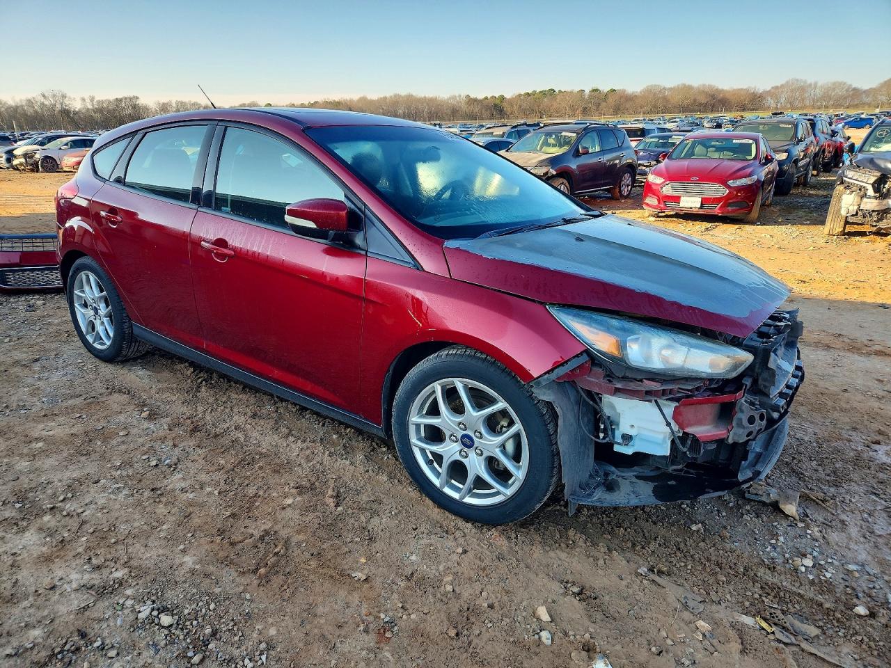 2015 FORD FOCUS SE photo 7