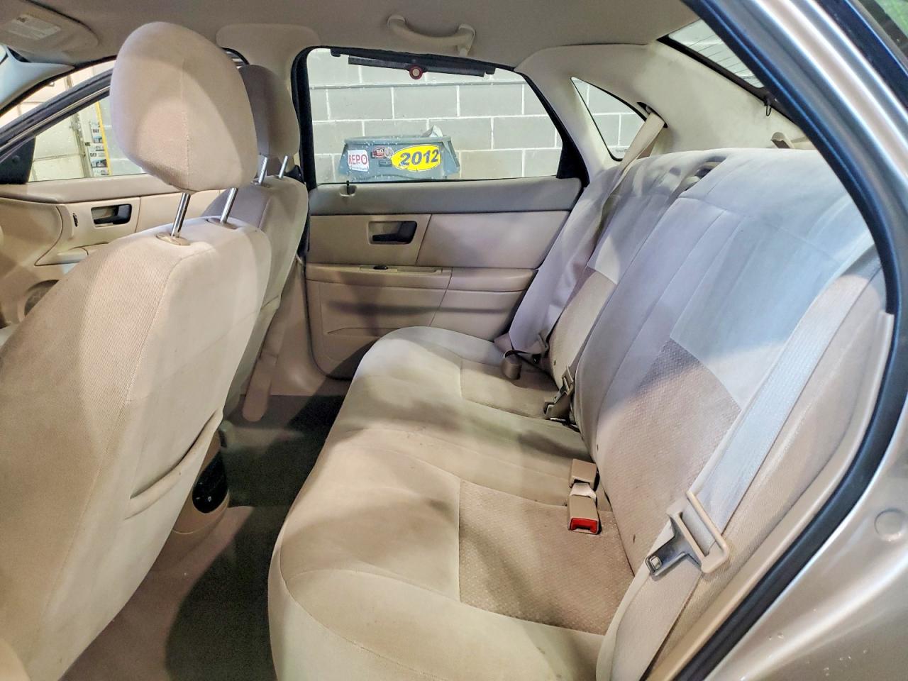 2004 FORD TAURUS LX photo 10
