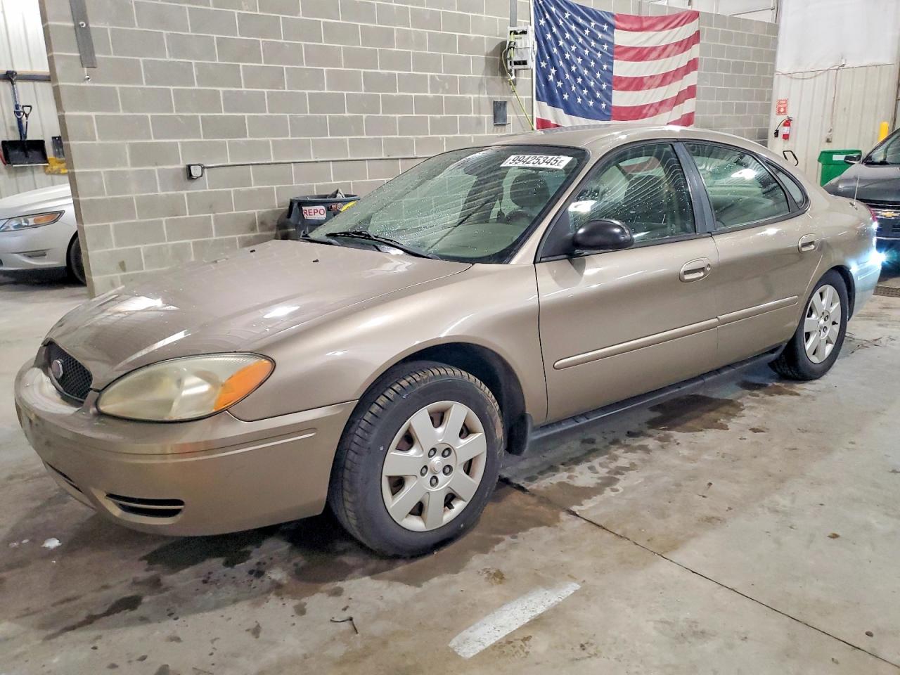2004 FORD TAURUS