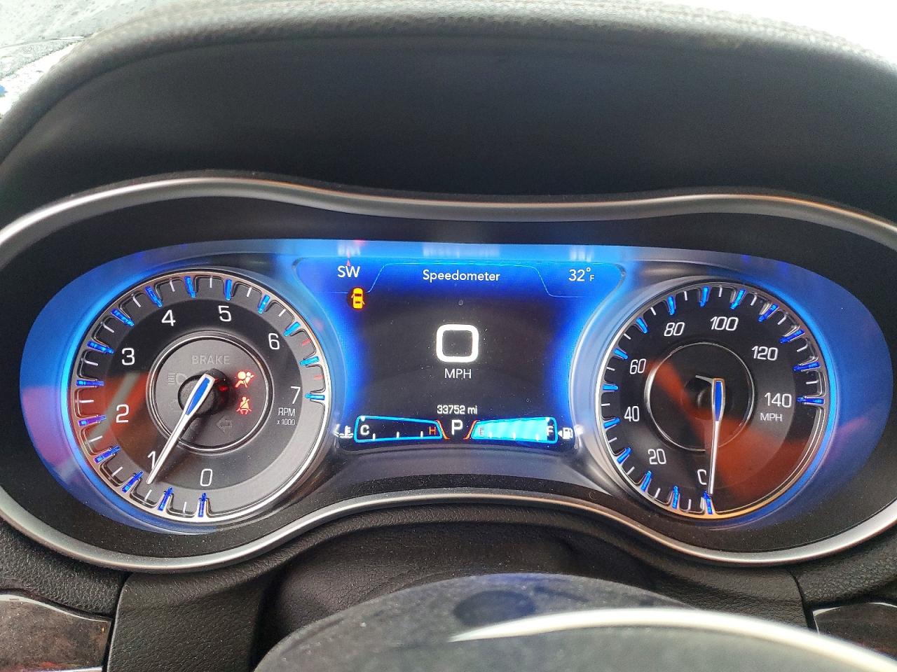 2022 CHRYSLER 300 TOURING L photo 9