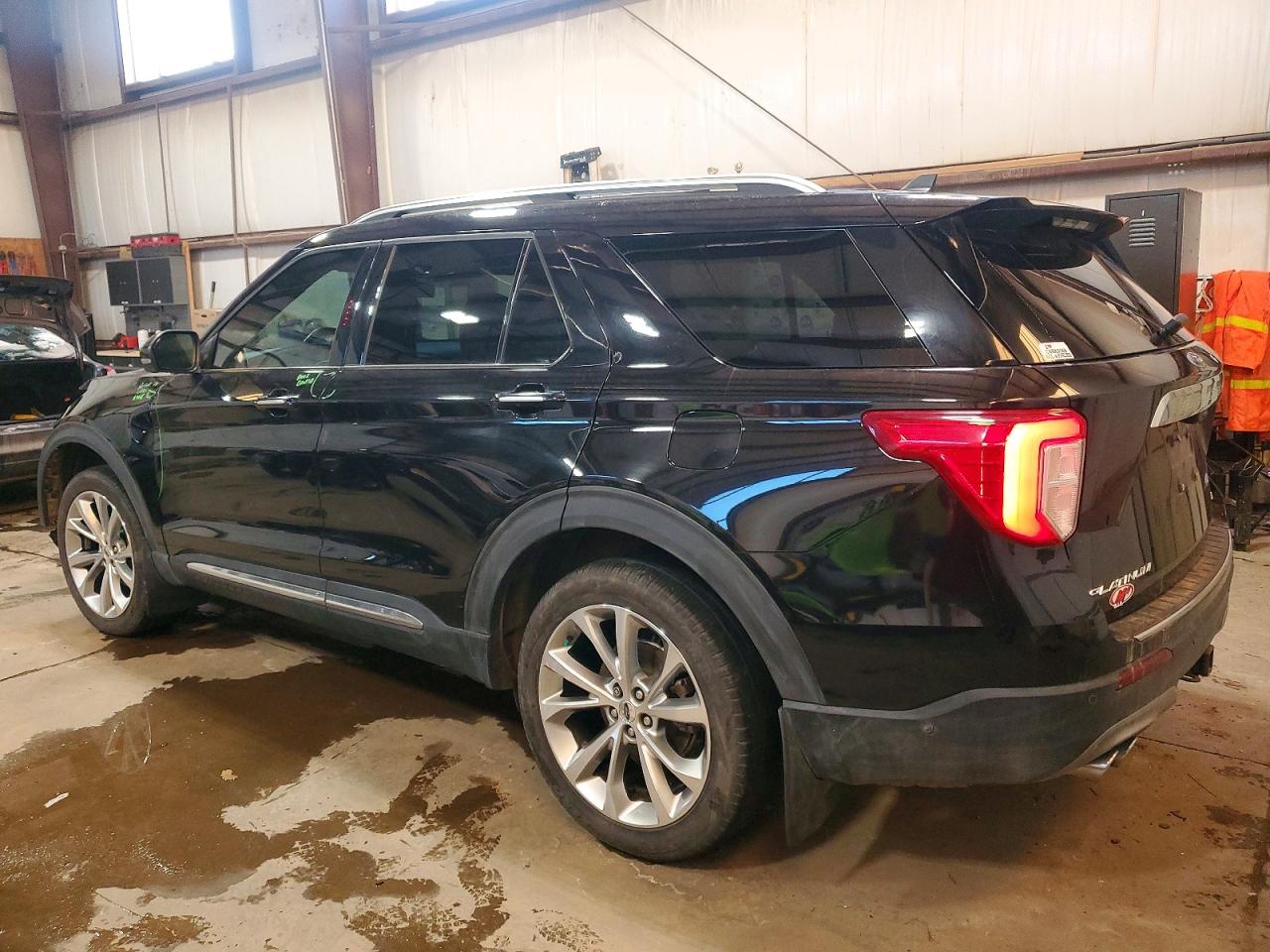 2021 FORD EXPLORER PLATINUM photo 2