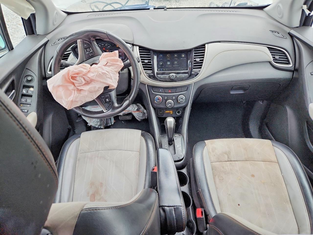 2019 CHEVROLET TRAX 1LT photo 8