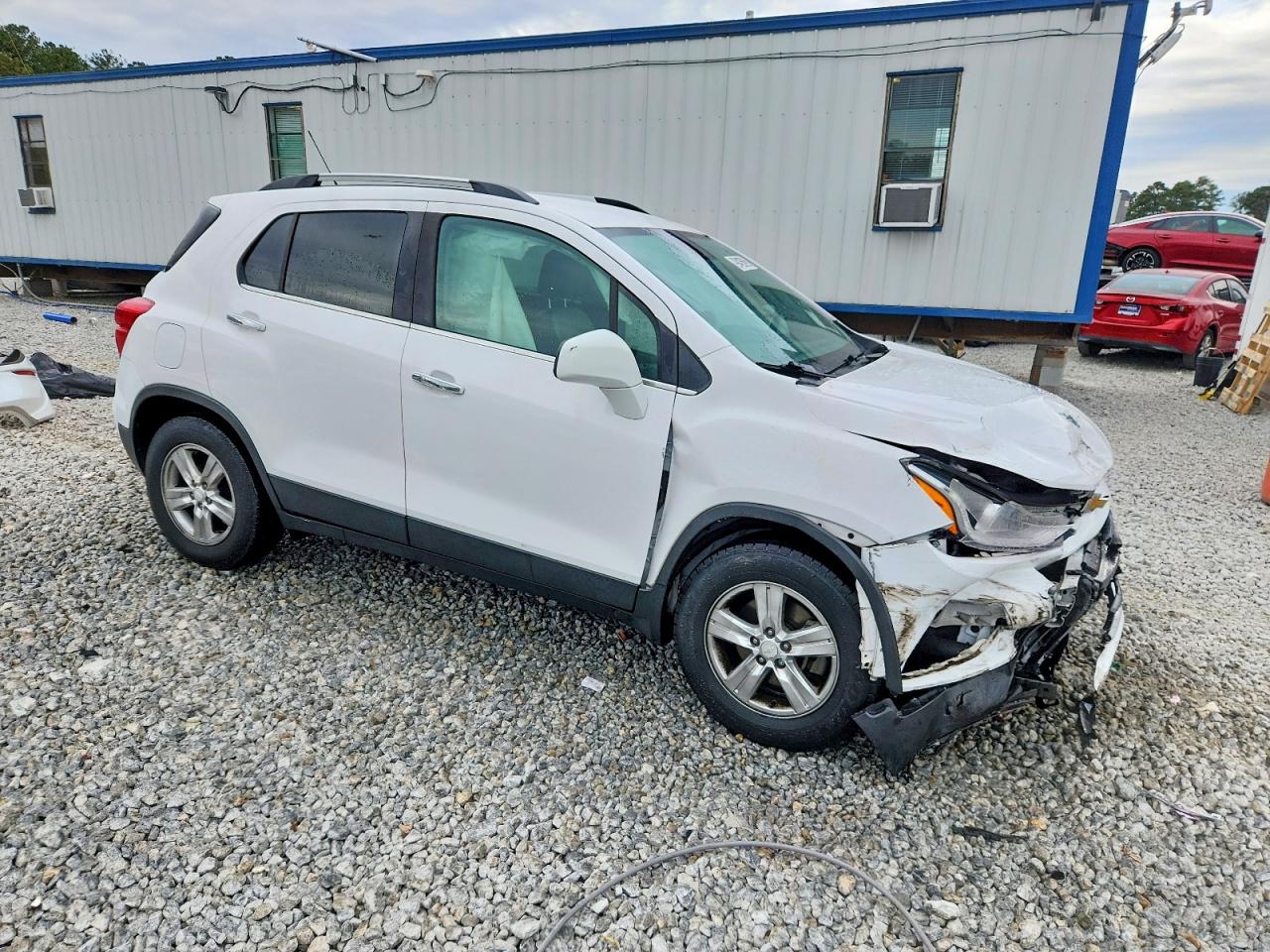 2019 CHEVROLET TRAX 1LT photo 4