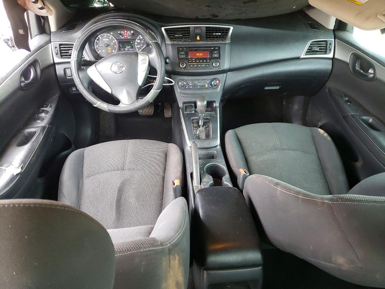 2017 NISSAN SENTRA S photo 8