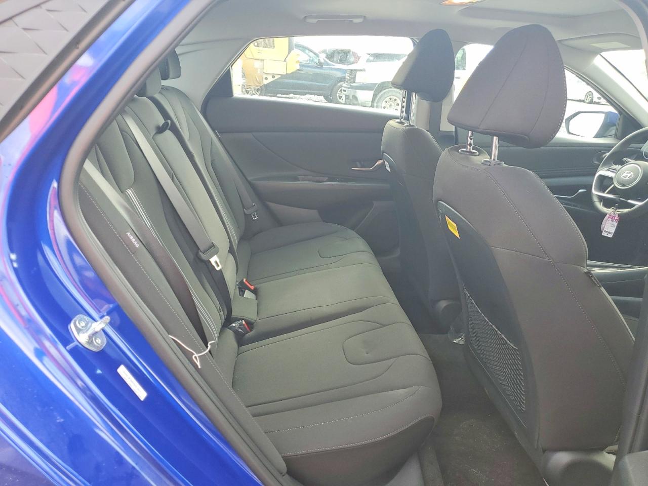 2025 HYUNDAI ELANTRA SEL photo 10