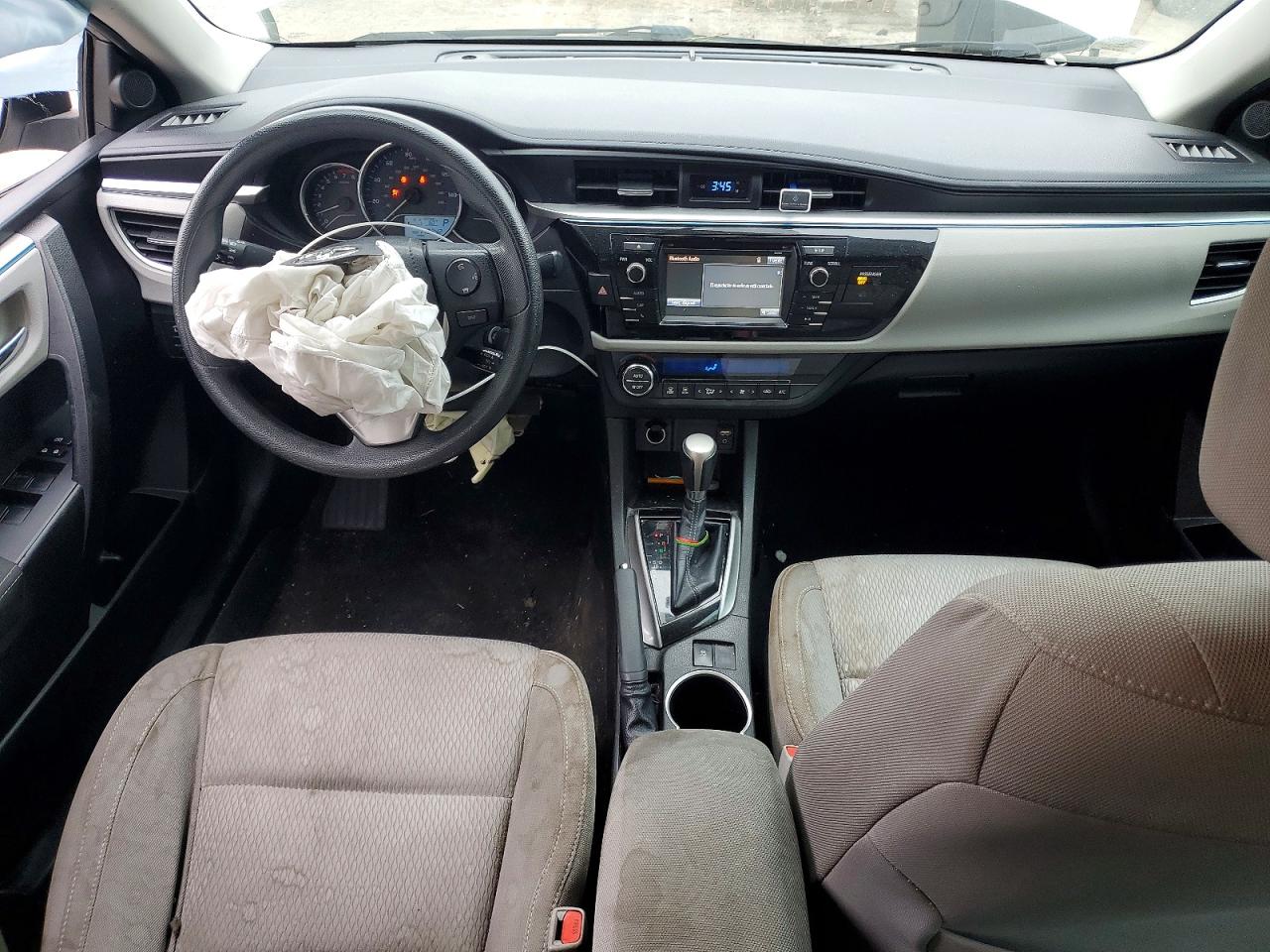2015 TOYOTA COROLLA L photo 8