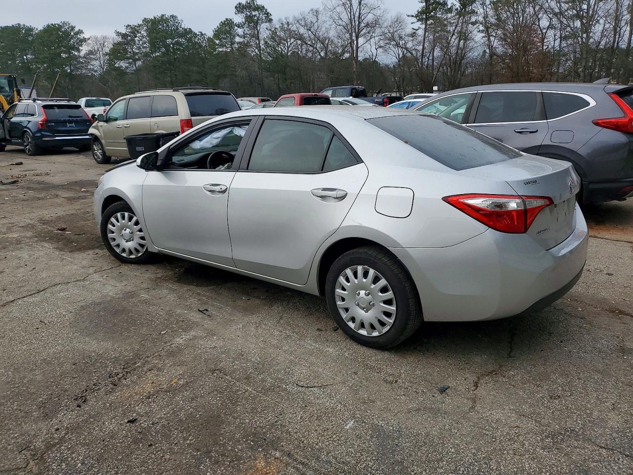 2015 TOYOTA COROLLA L photo 2