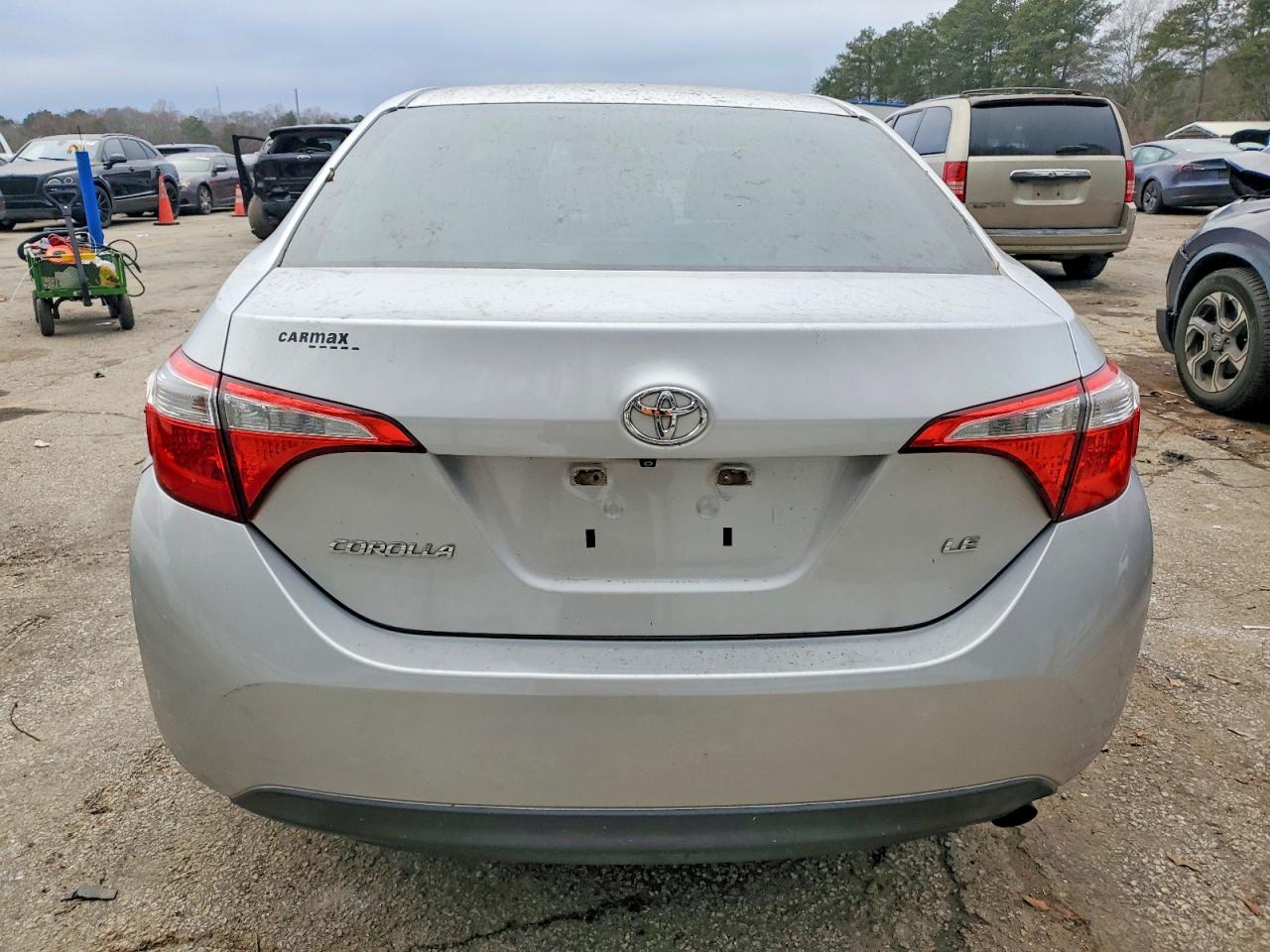 2015 TOYOTA COROLLA L photo 6