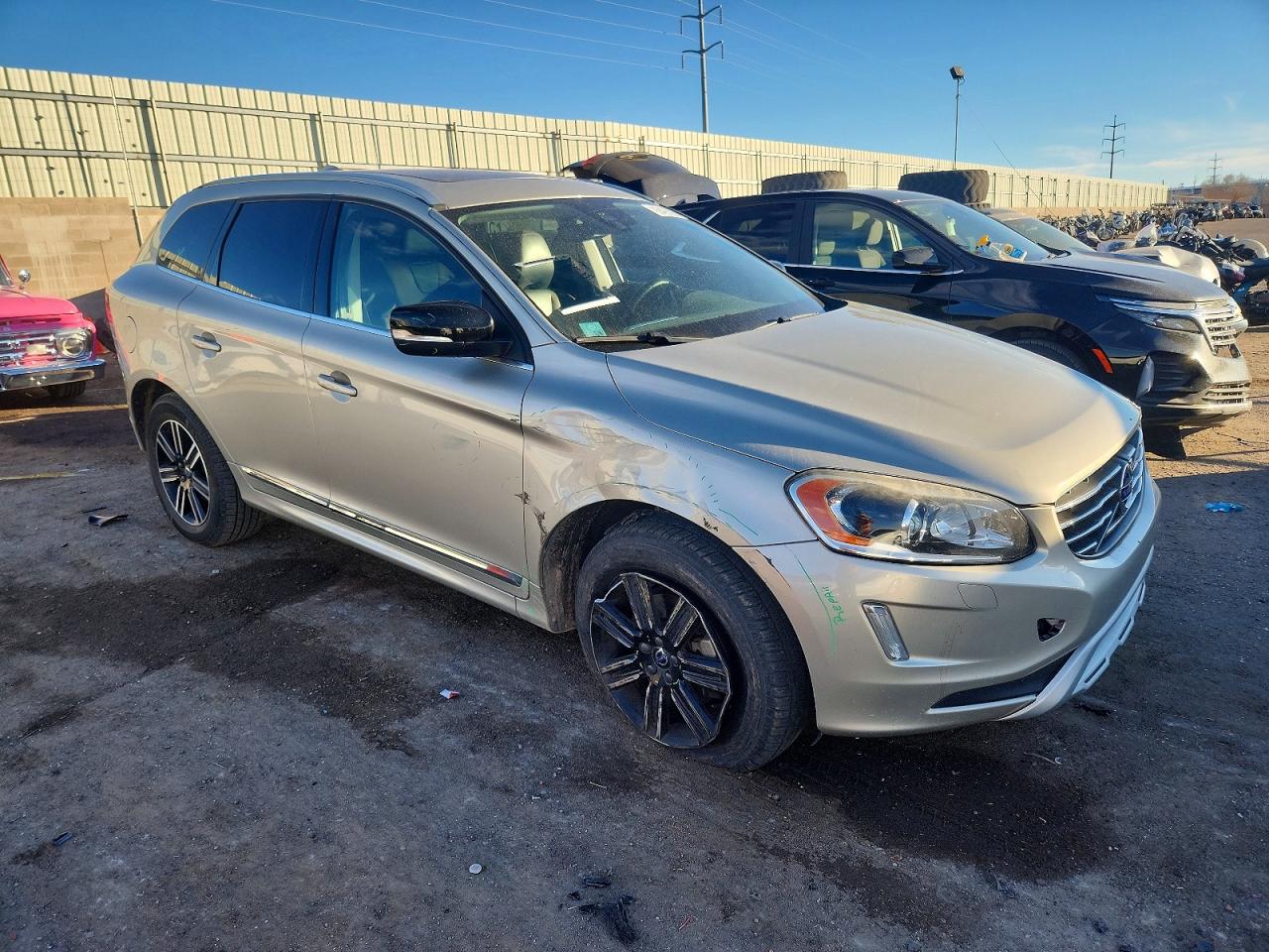2017 VOLVO XC60 T5 DYNAMIC photo 7