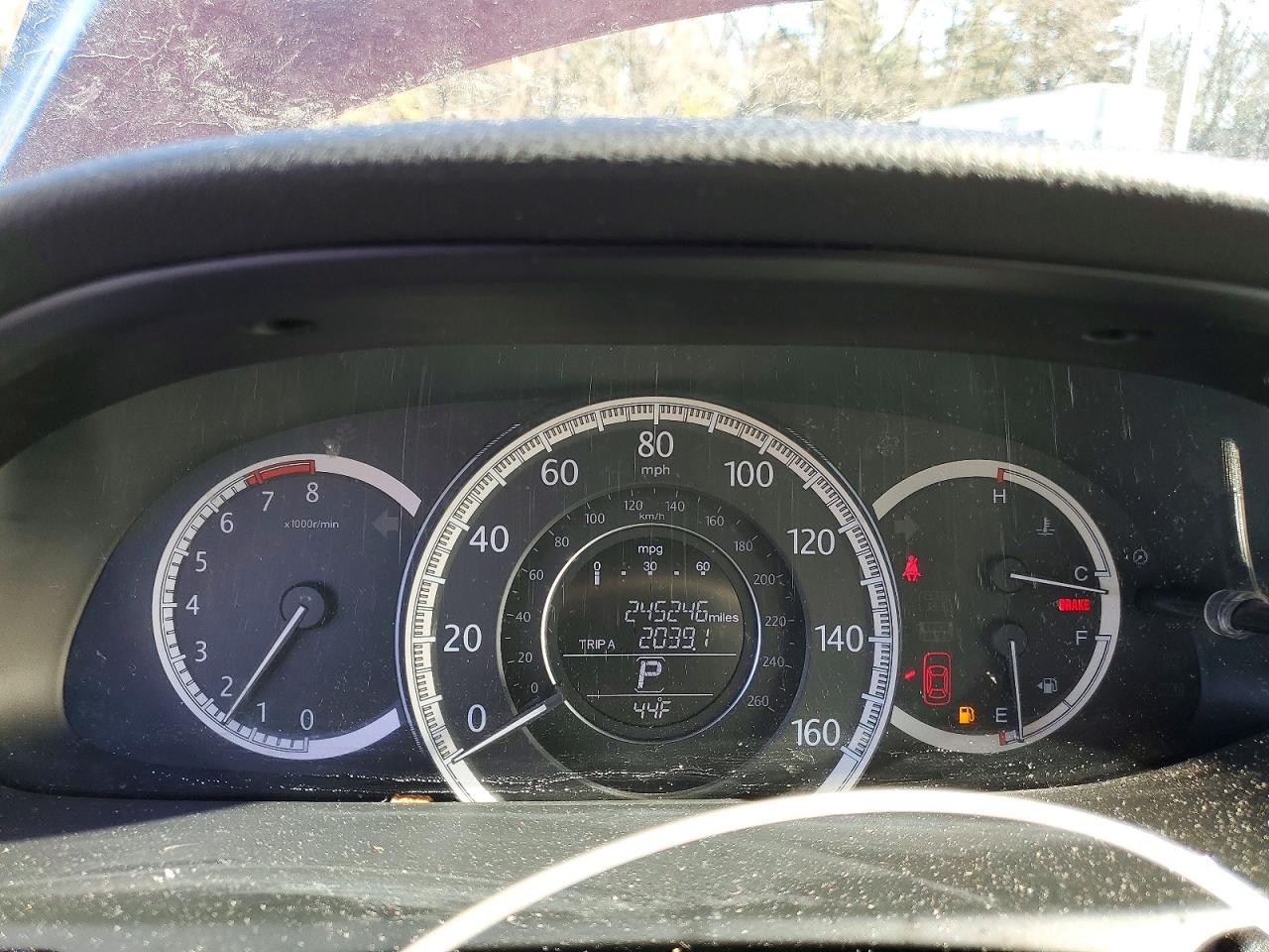 2015 HONDA ACCORD photo 9