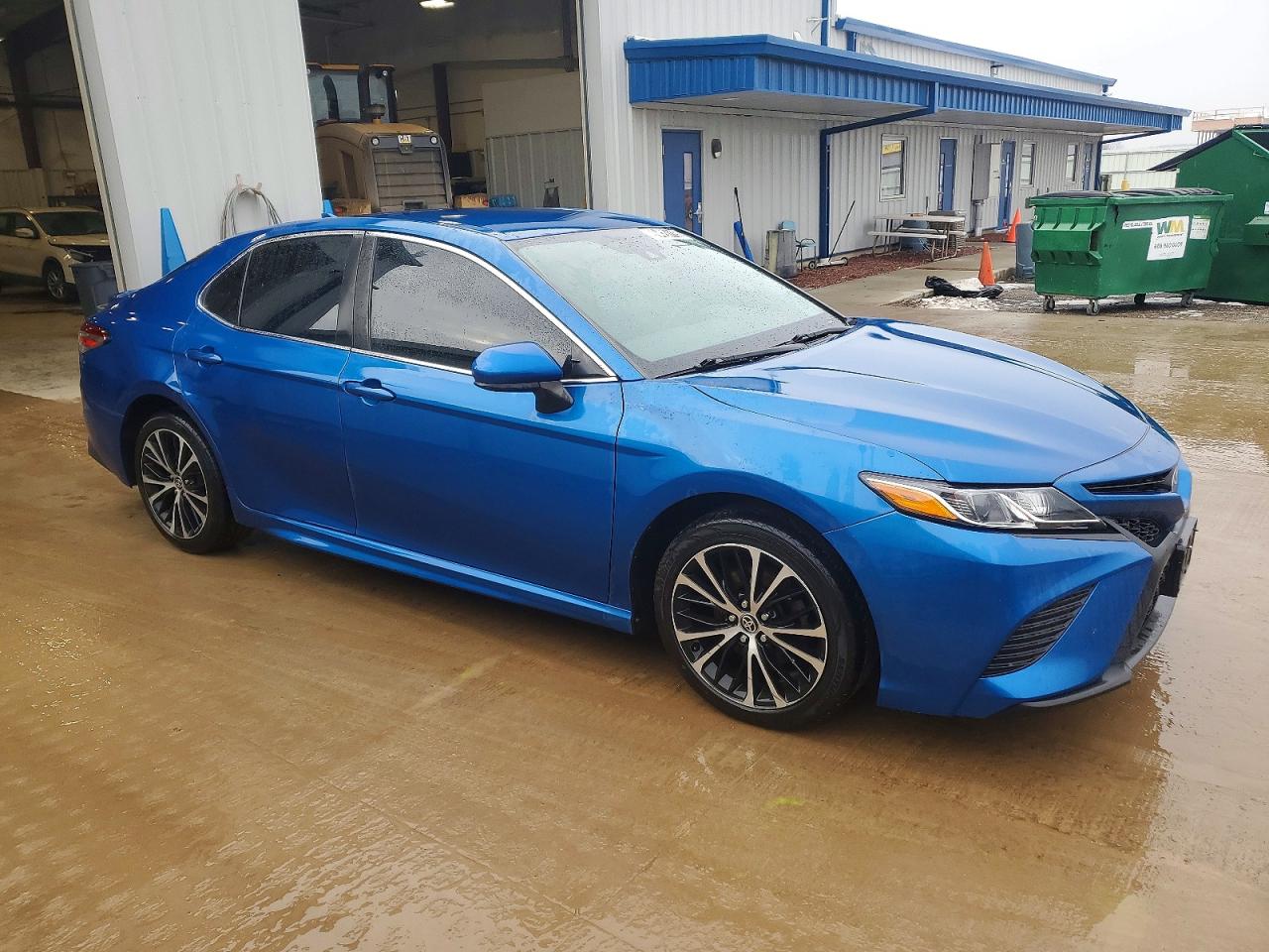 2020 TOYOTA CAMRY SE photo 4